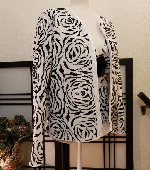 2 piece Jacket set - Picture 7 of 13